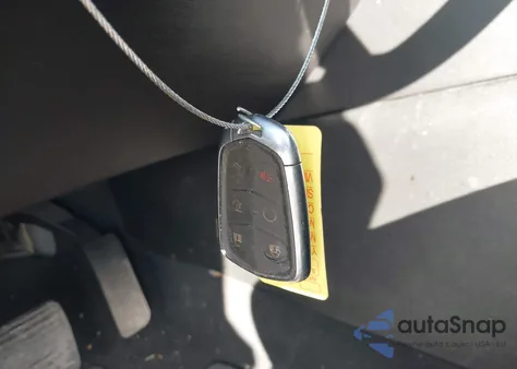 2017 Cadillac Escalade Luxury z USA, uszkodzony, nr VIN 1GYS4BKJ6HR182741